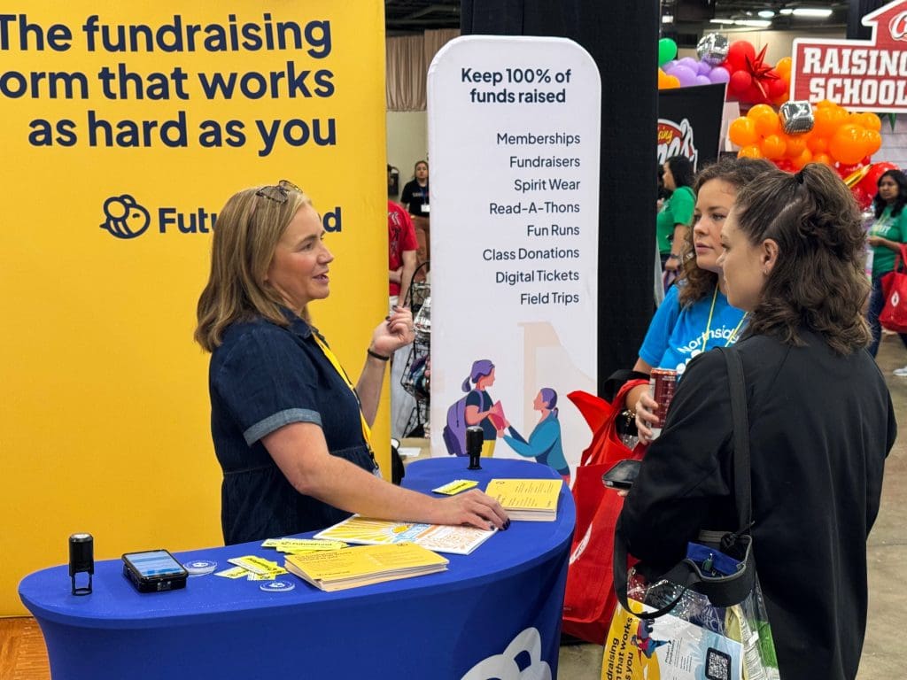 FutureFund employee Amy Katz talking with PTA volunteers at Texas PTA Launch 2025